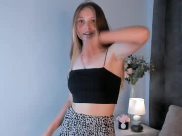 girl _green_green_ image #4011574