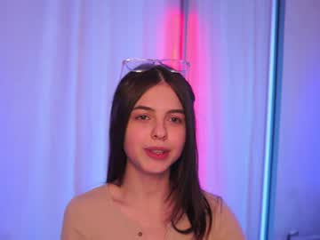 girl hannasthesia image #3713593
