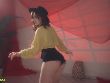 girl excitease image #2940842
