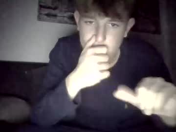 man rhys200411 image #3962000