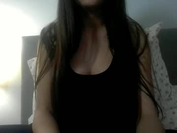 girl syringesandneedles image #4066333