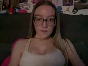 girl alyssag7001 image #4061838