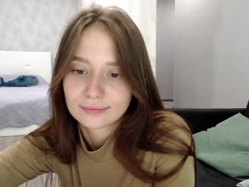 girl _hey_siri_ image #2499496