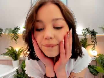 girl livermorai image #3171760