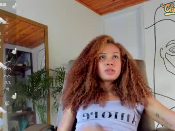 naomis_summer every day cam