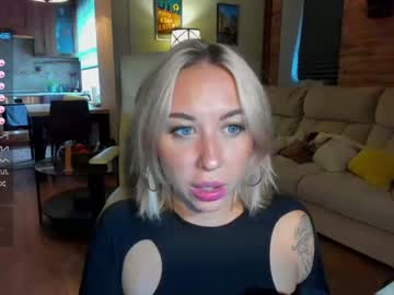 girl _mari_ image #2377088