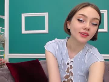 girl adelewilson__ image #327694