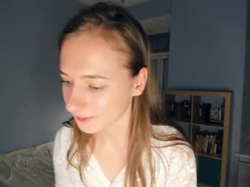 girl jillwells image #3712824