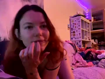 girl cozycosie image #3973963