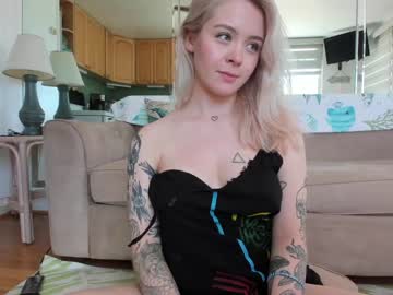 girl honey_sunshine image #2315549