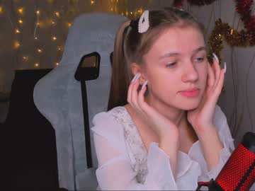 kylie_mine every day cam