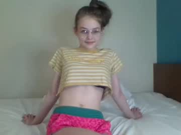 girl thedaisydrake image #3940105