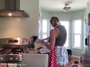 girl phoenix_taylor image #1760501