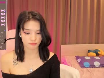 girl aisneon image #2663650