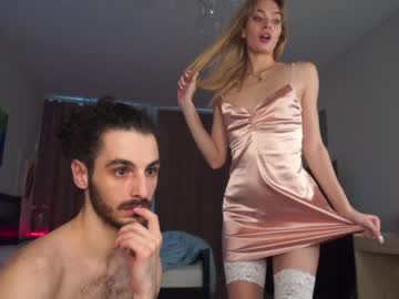 girl peachcreamcouple image #2941644