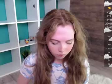 girl small_blondee image #2081512