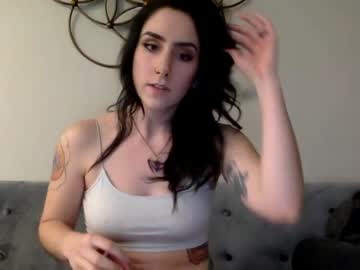 girl hollywilder image #1017101