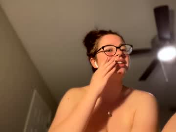 girl krissykream69 image #3994111