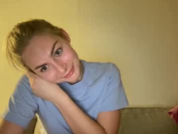 olgahardstyle every day cam