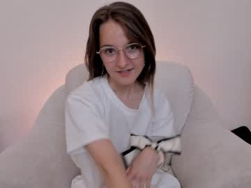 girl alainacrosby image #3941851