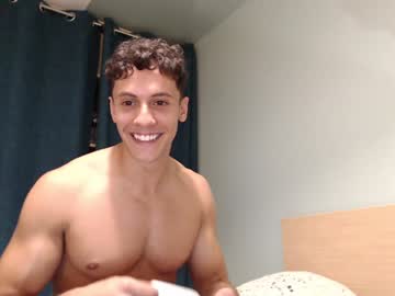 frenchiefit every day cam