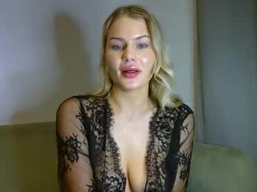 girl melicherry image #4030774