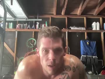 man browneyedmuscleboy32 image #3946070