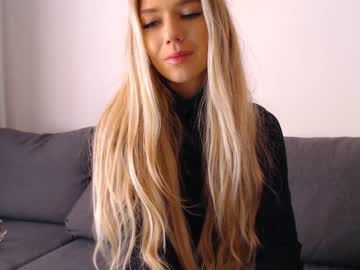 girl pervyblonde image #1226529