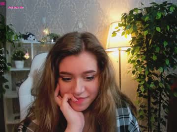 naomi_loves every day cam
