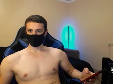 man yaronnn888 image #3982027