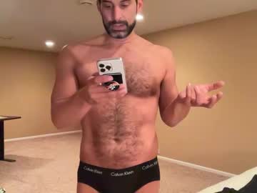 man fit_dilf_daddy image #4074242