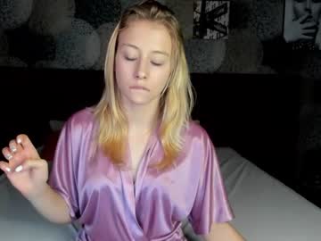 emily_tayl0r every day cam