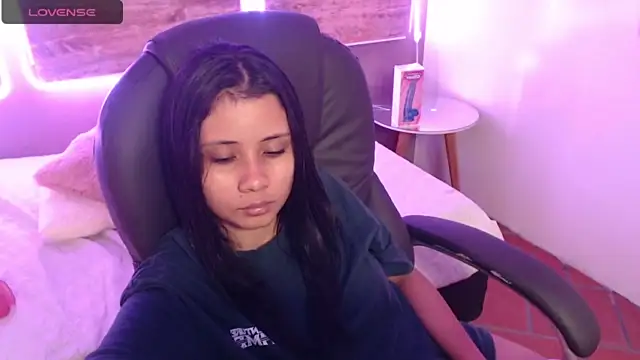 Stripchat sex cam mayamoira