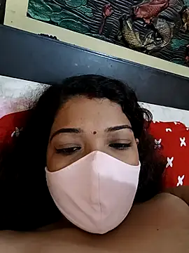 Stripchat sex cam Cute-Raashii