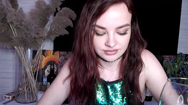 Stripchat sex cam VikkiVolte