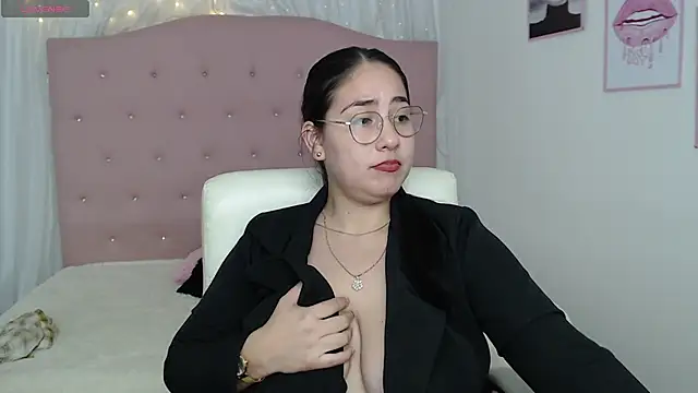 Stripchat sex cam lizzaxs