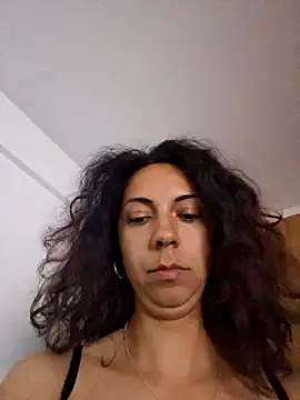 Stripchat sex cam naughty69curls
