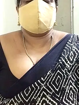 Stripchat sex cam priya_anu