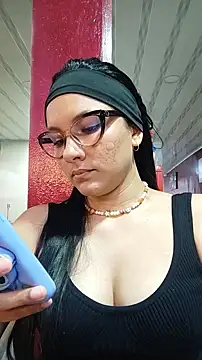 Stripchat sex cam chica_latina30