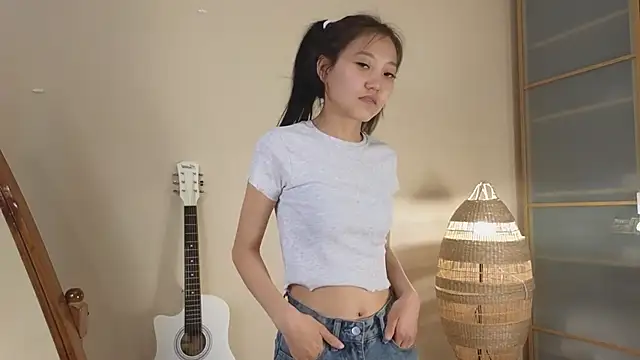 Stripchat sex cam ShannaTaylor