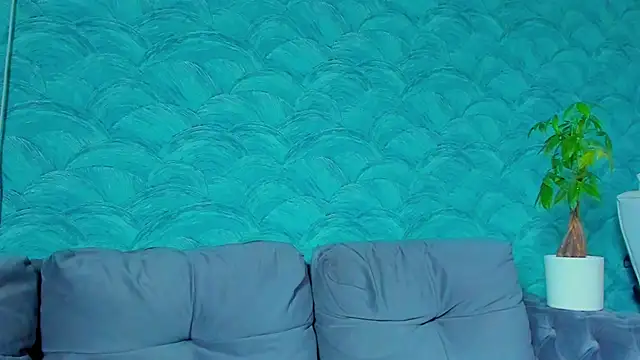 Stripchat sex cam DevashaQueenX