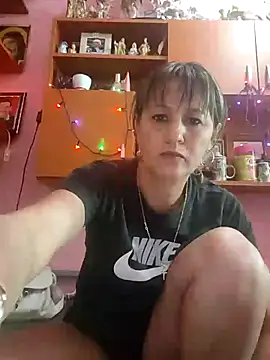 Stripchat sex cam naughtymilfT
