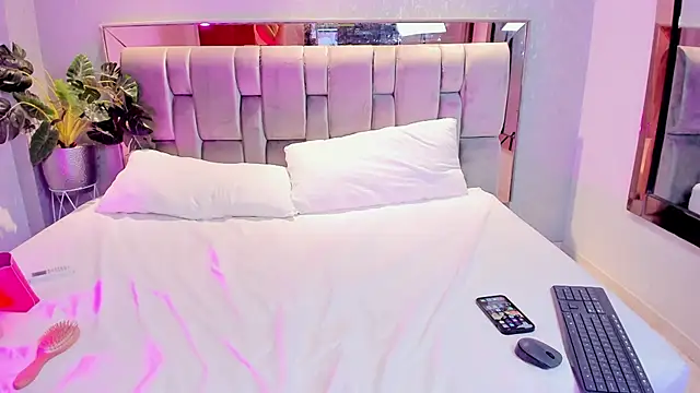 Stripchat sex cam Nina_Su