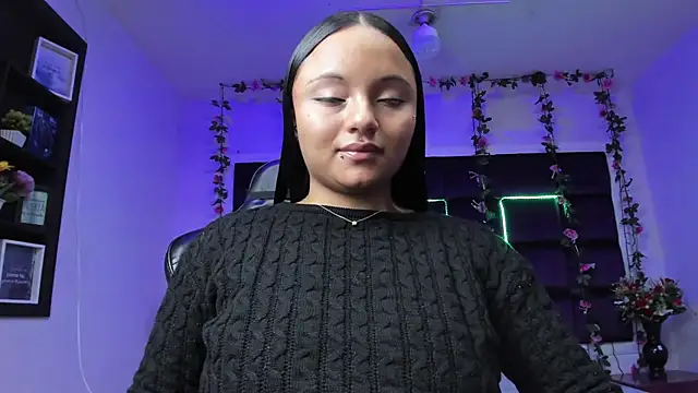 Stripchat sex cam sweelanna__