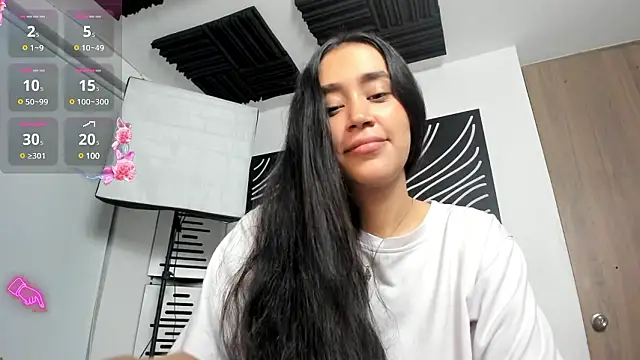 Stripchat sex cam montserra30