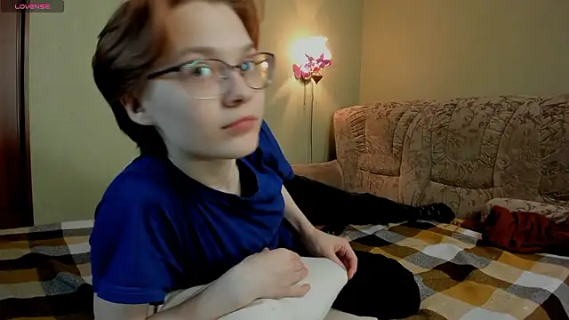 Stripchat sex cam CarolLewisf
