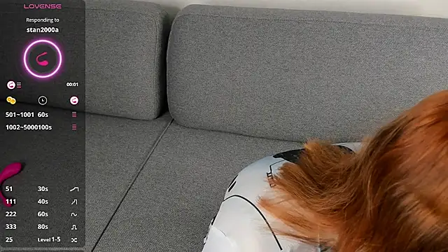 Stripchat sex cam MiliLove12