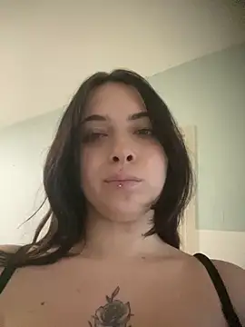 Stripchat sex cam Bella__Booty