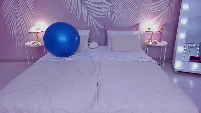 Stripchat sex cam KiraDaring