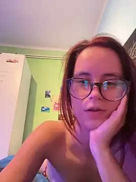 Stripchat sex cam GhostieKitty141